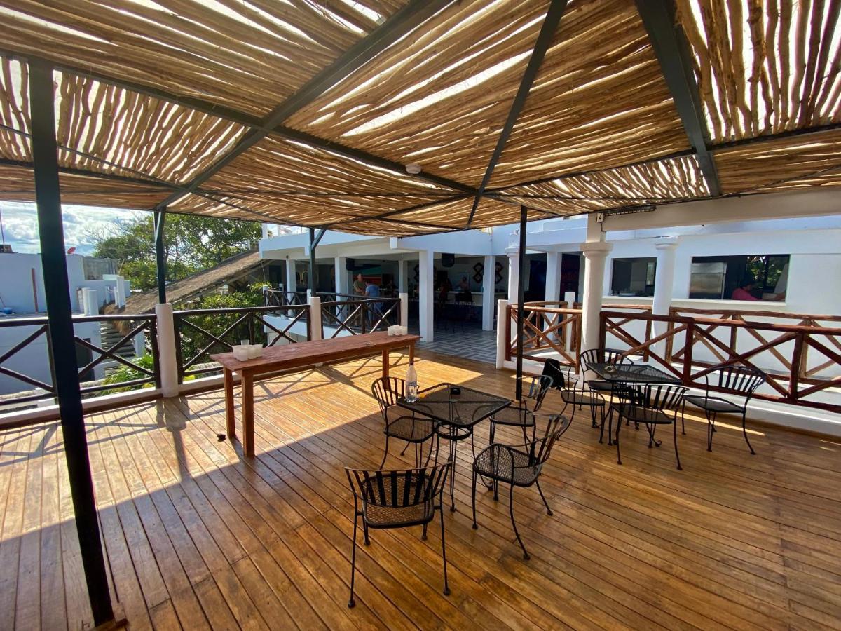Why Not Rooftop Party Hostel Playa del Carmen Exterior foto